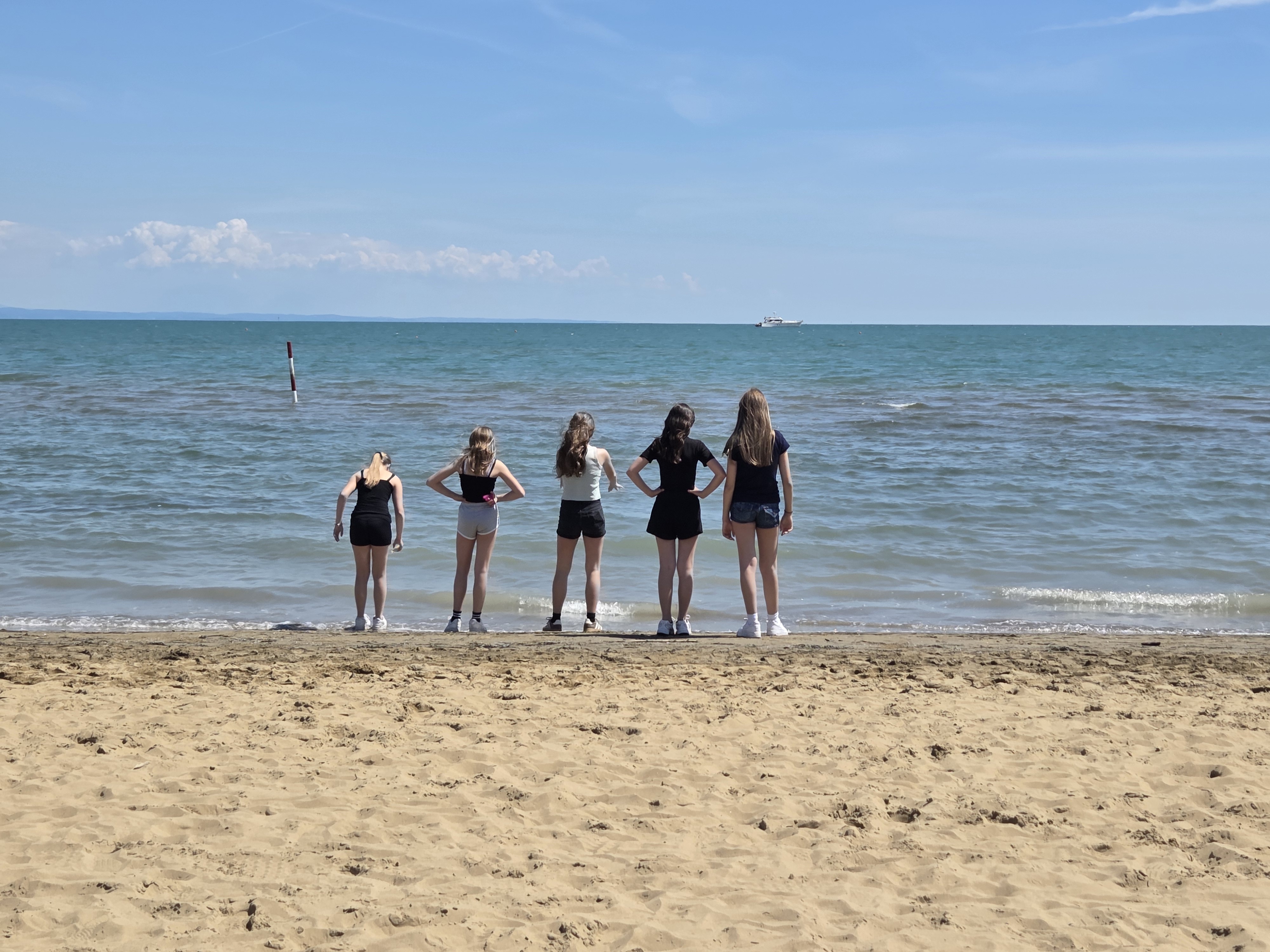 Sommersportwoche der 3a in Lignano – Sonne, Sport und ganz viel Spaß! – Bild 2