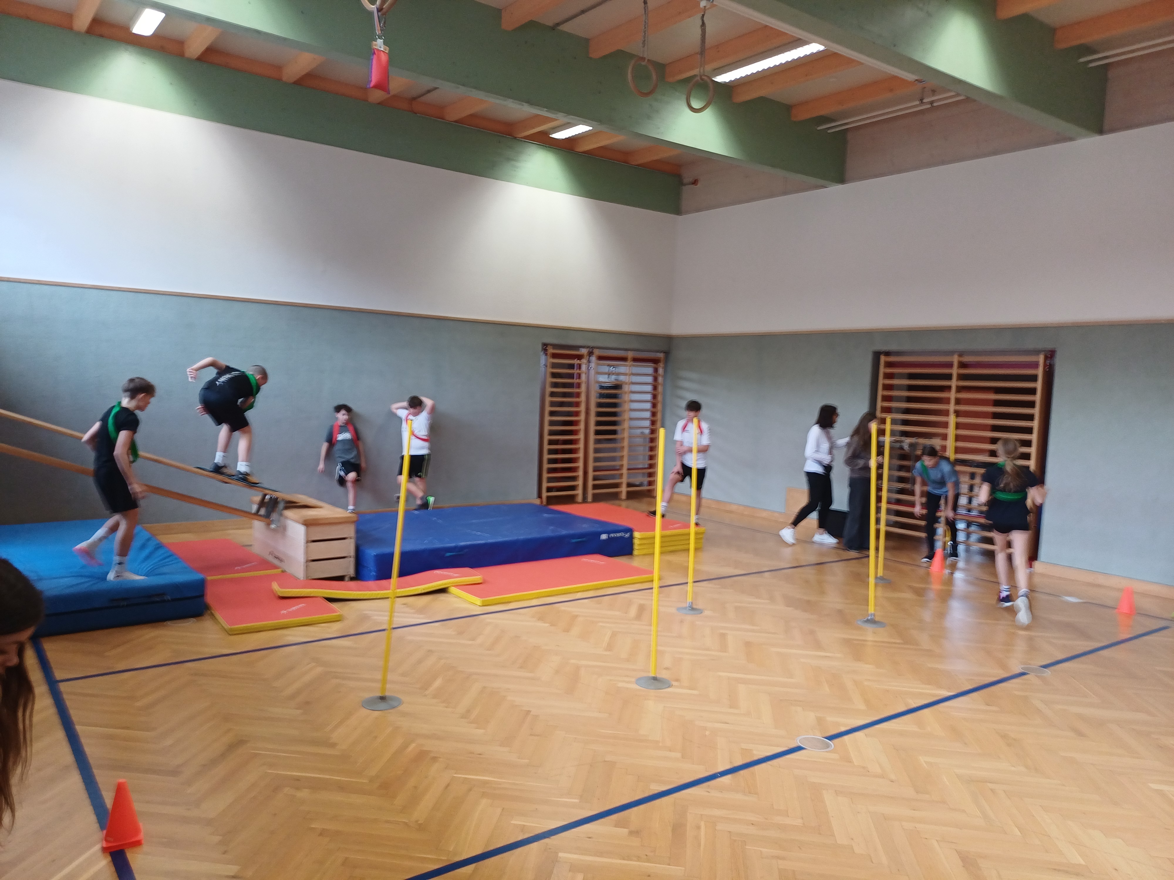 Turnunterricht im Zeichen der Olympischen Spiele – Bild 12