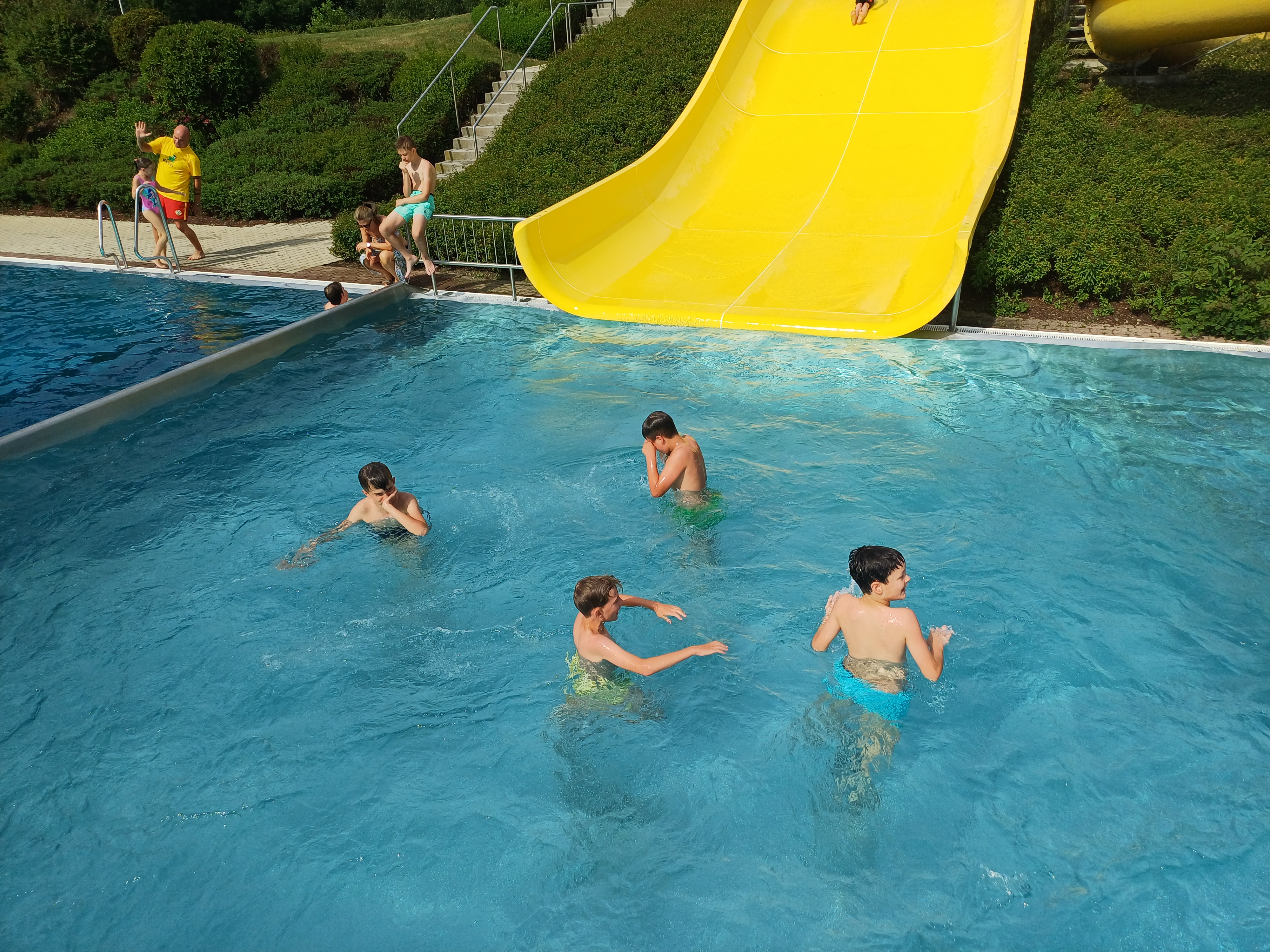 Schwimmtage der ersten Klassen  – Bild 11