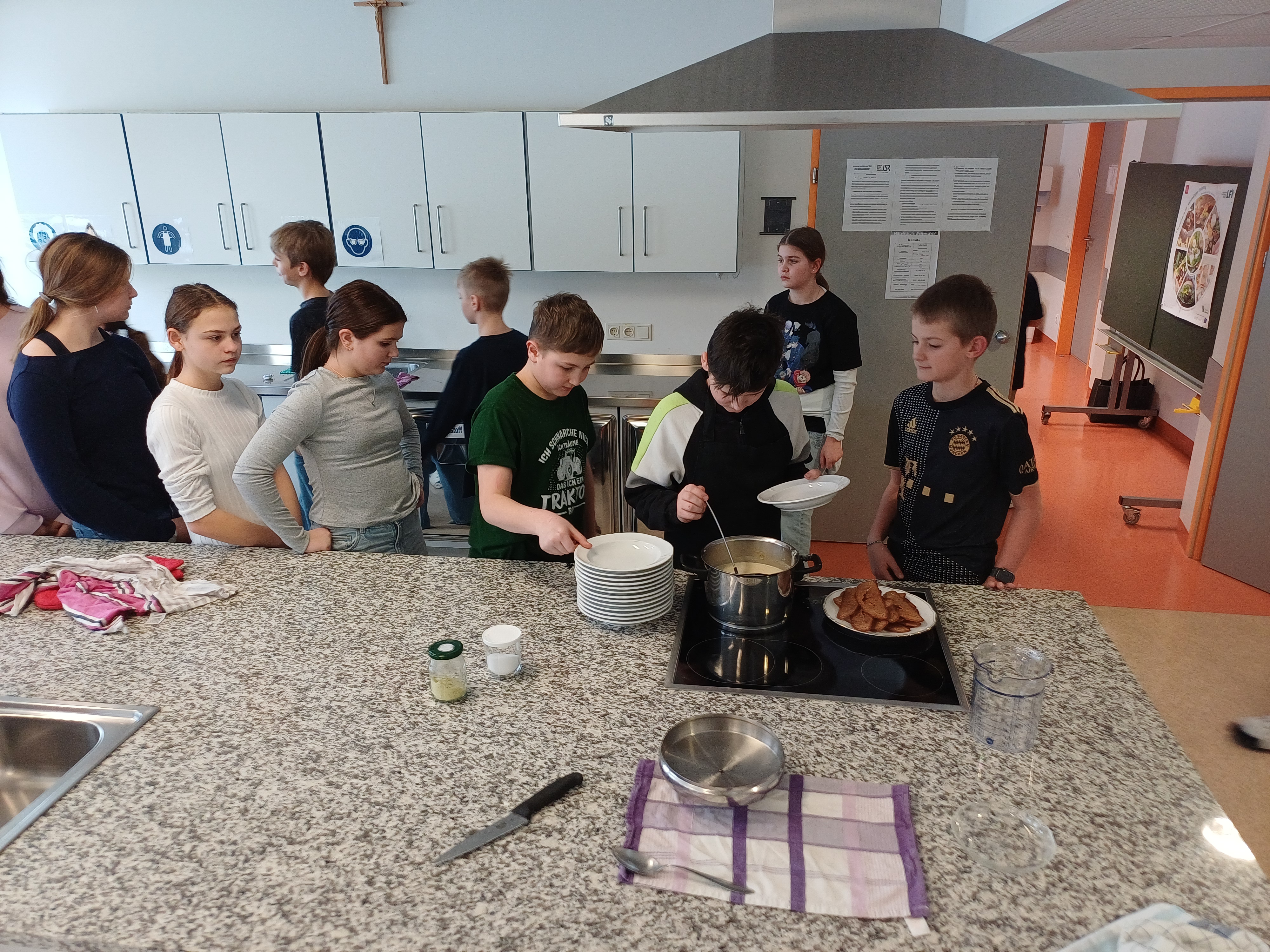 Seminarbäuerinnen in der 2b Klasse – Bild 17
