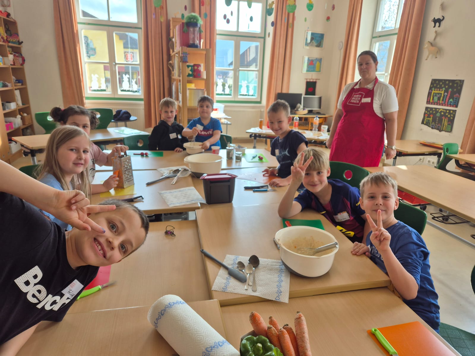 Besuch der Seminarbäurinnen in der 1. Klasse Volksschule – Bild 2