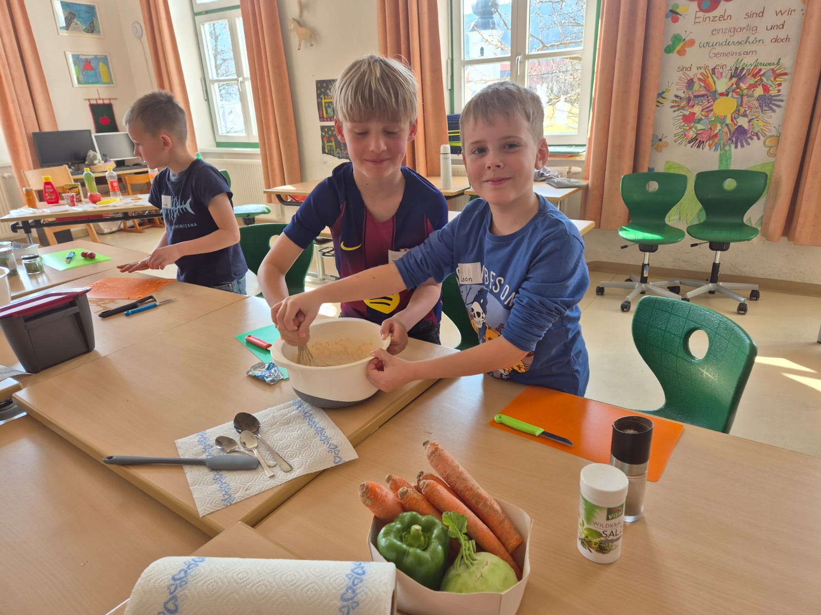 Besuch der Seminarbäurinnen in der 1. Klasse Volksschule – Bild 6