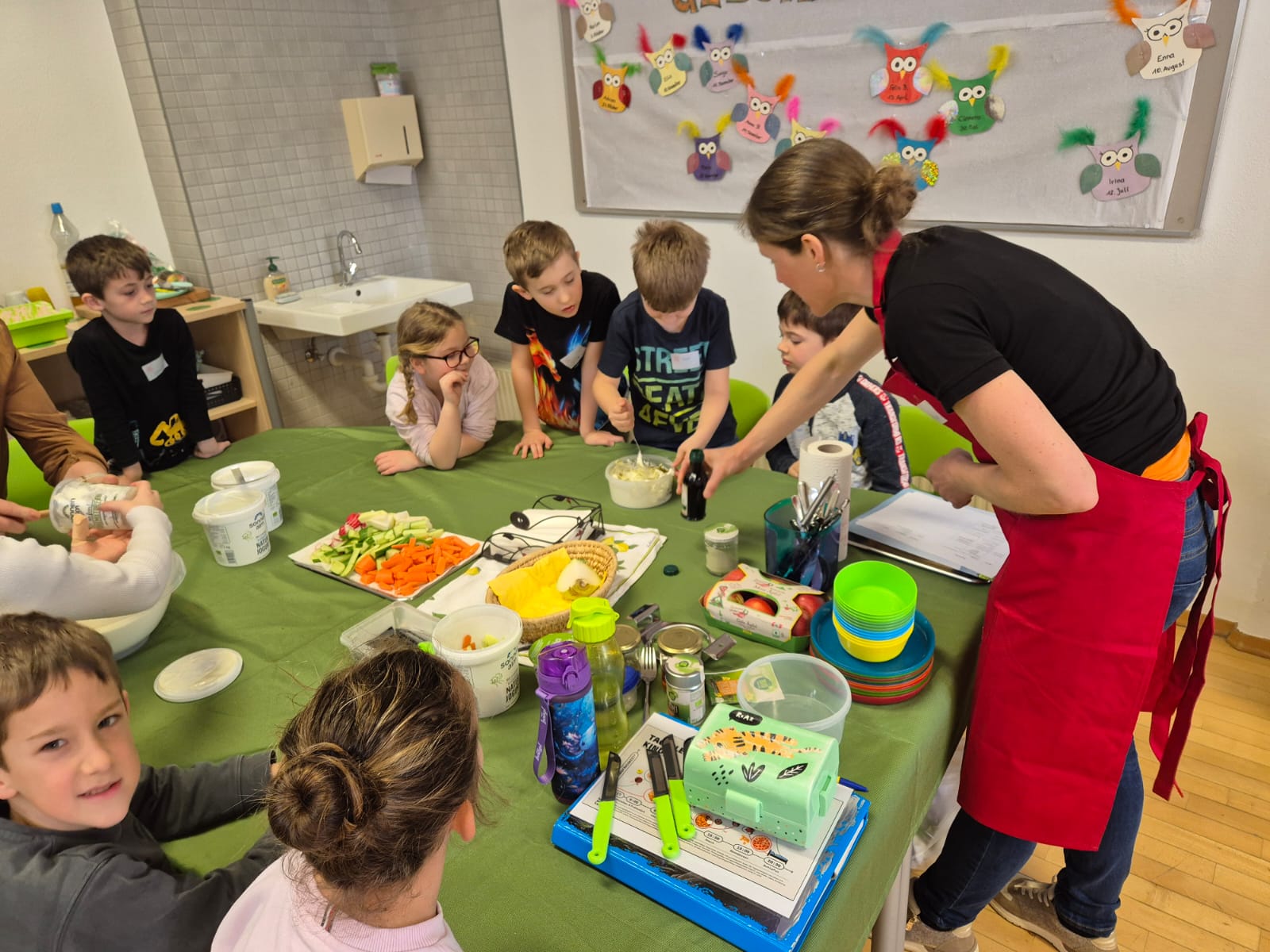 Besuch der Seminarbäurinnen in der 1. Klasse Volksschule – Bild 7