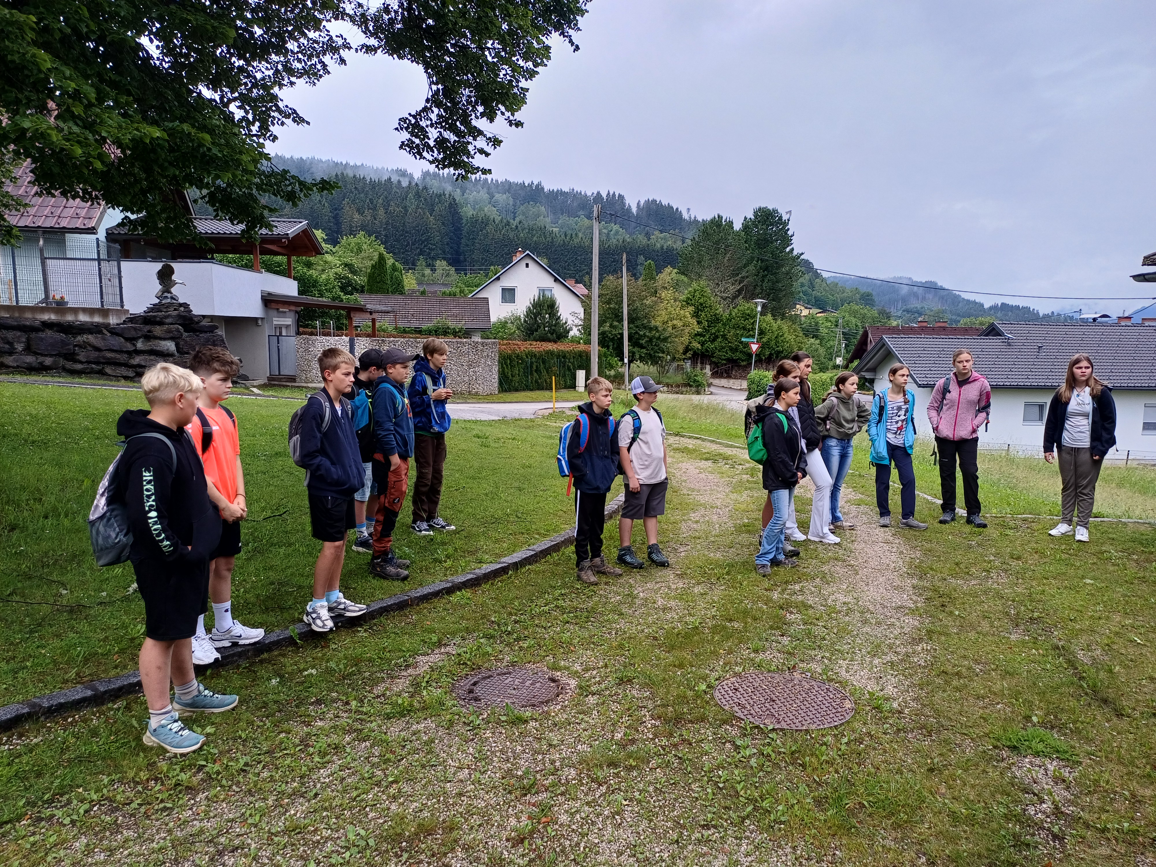 Impression 3 vom Pilgertag der 2b-Klasse der MS Weitensfeld auf den Zammelsberg